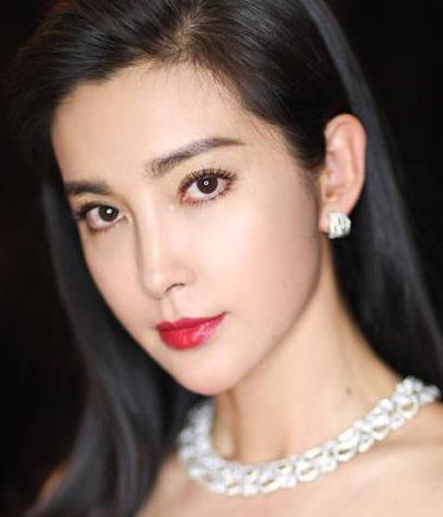 明星网红用美颜,揭秘真实与虚幻的界限”