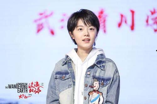 明星网红破坏民俗,网红明星破坏民俗现象引发社会关注与反思