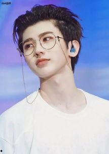 明星网红gm眼镜,潮流新宠，时尚风向标