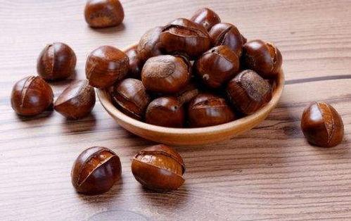 板栗蓝瓜黑鸡麻能一起吃