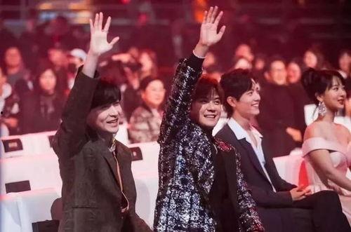 娱乐圈吃瓜博主有哪些人,揭秘幕后故事，揭秘明星生活点滴