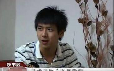 采访爆料吃瓜博主视频,揭秘网红博主吃瓜爆料背后的真相