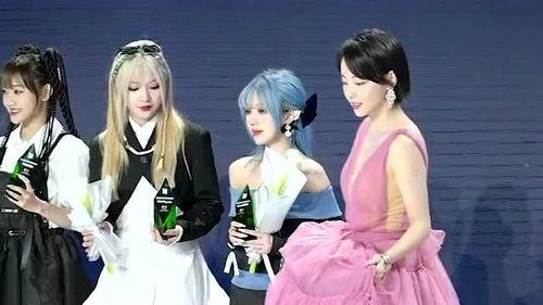 明星网红歌手同台,音乐盛宴精彩纷呈