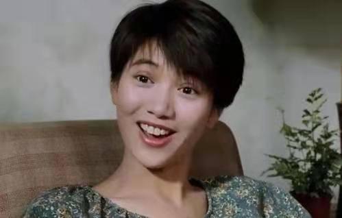 香港明星网红夫妇,甜蜜爱情故事背后的精彩人生